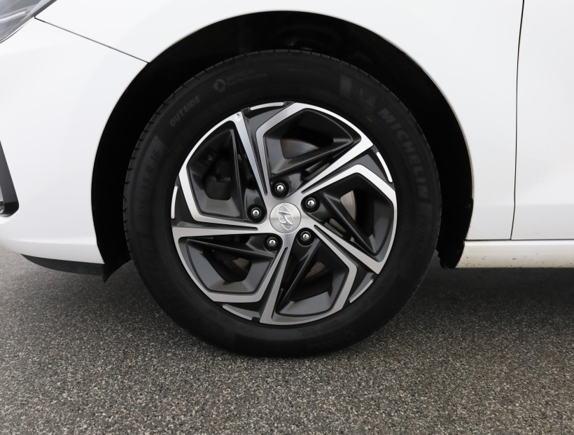 Hyundai i30, 2023