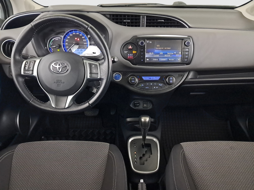Toyota Yaris, 2015