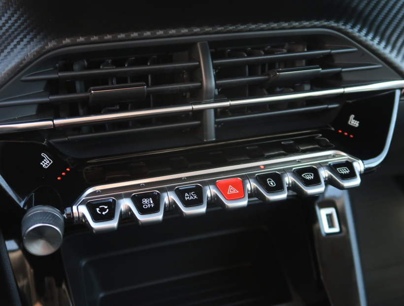Peugeot 2008, 2020