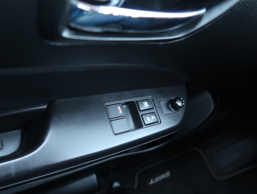Suzuki Swift, 2014