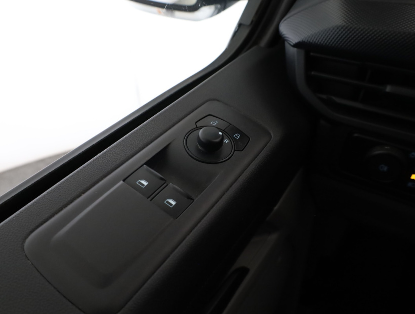 Ford Transit Custom, 2025