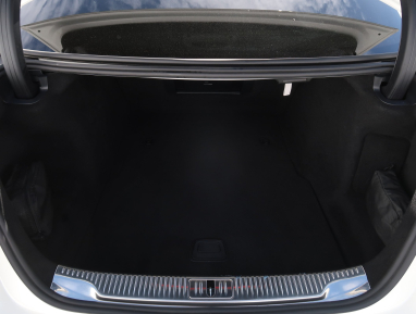 Mercedes-Benz S - 2021