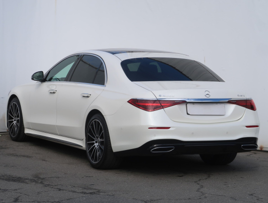 Mercedes-Benz S