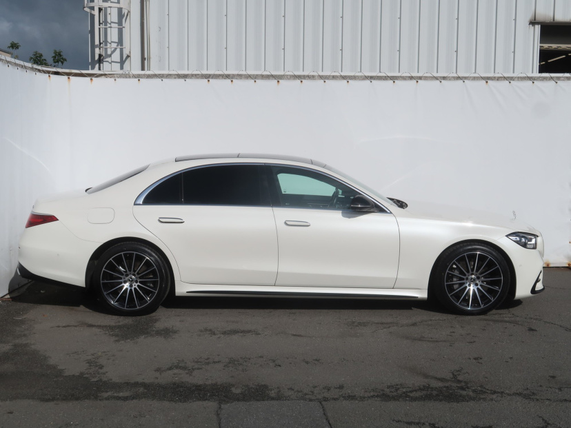 Mercedes-Benz S, 2021