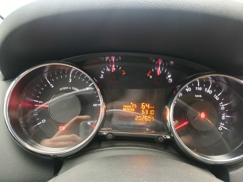 Peugeot 5008, 2014