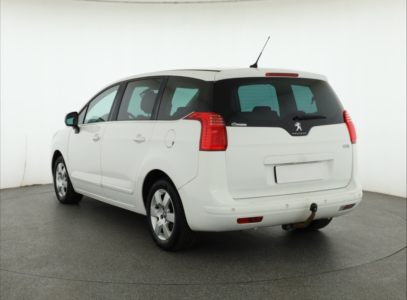Peugeot 5008, 2014
