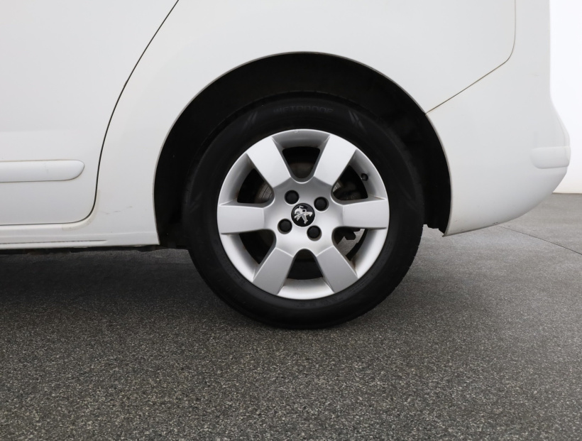 Peugeot 5008, 2014