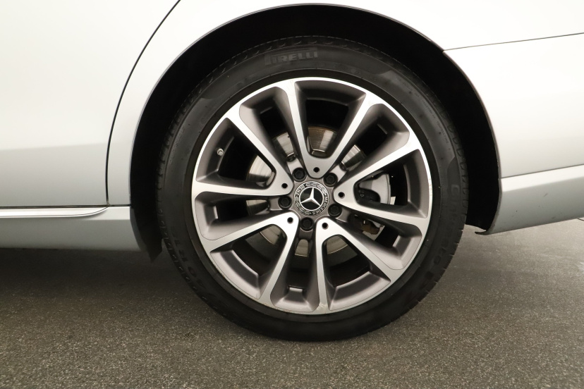 Mercedes-Benz E, 2019