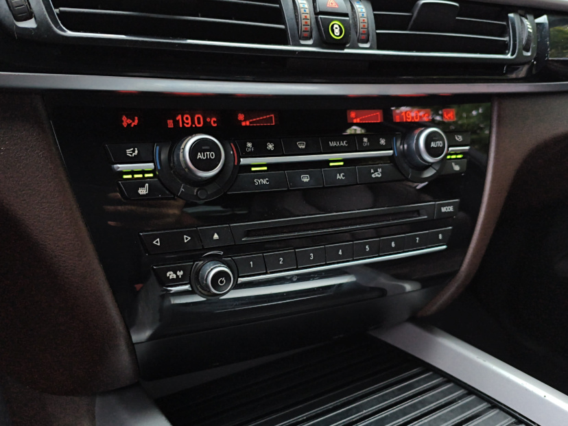BMW X5, 2015