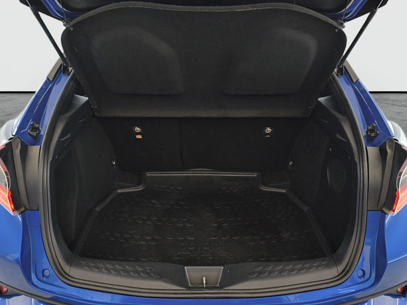 Toyota C-HR, 2017