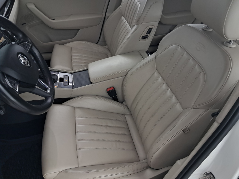 Škoda Superb, 2016