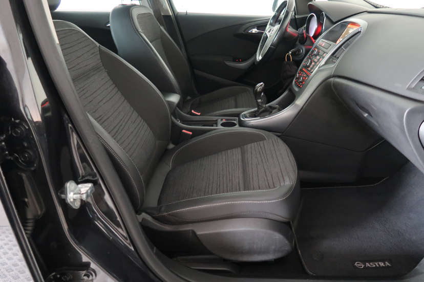 Opel Astra, 2016