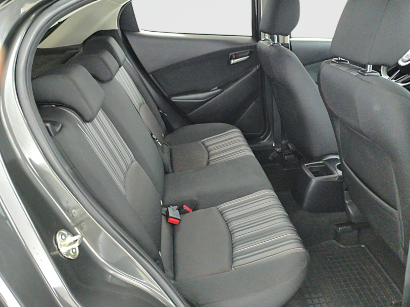 Mazda 2, 2019