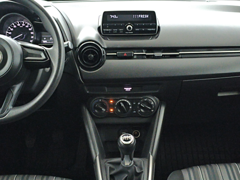 Mazda 2, 2019
