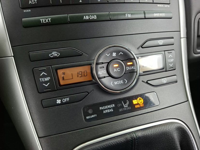 Toyota Auris, 2011