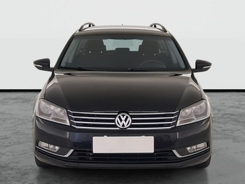 Volkswagen Passat, 2011