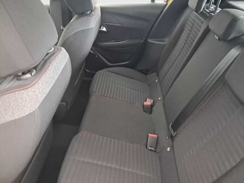 Peugeot 208, 2021