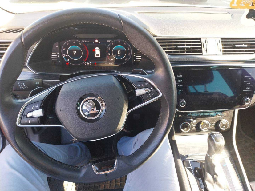Škoda Superb, 2021