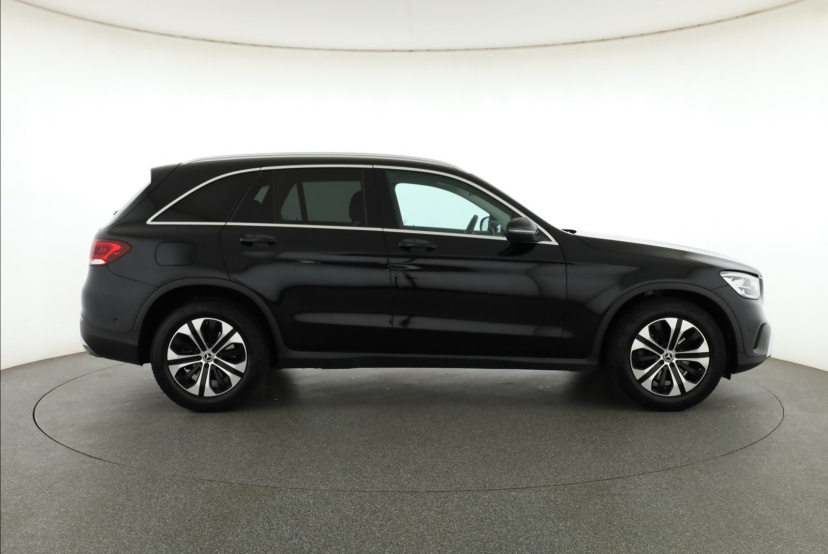 Mercedes-Benz GLC, 2022