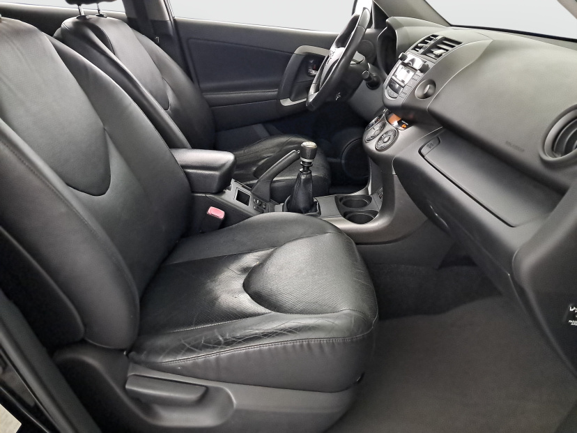 Toyota RAV 4, 2010