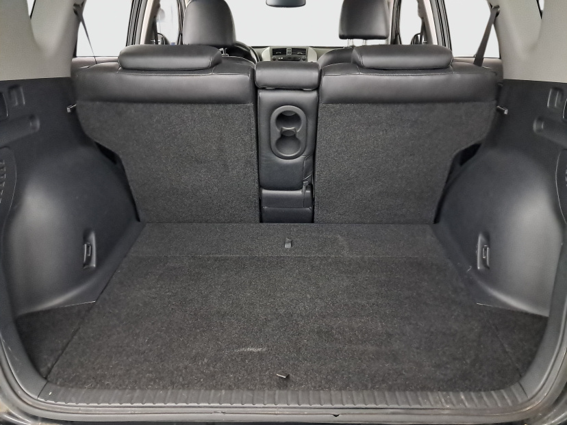 Toyota RAV 4, 2010