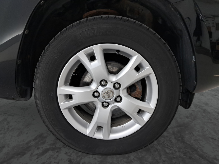 Toyota RAV 4, 2010