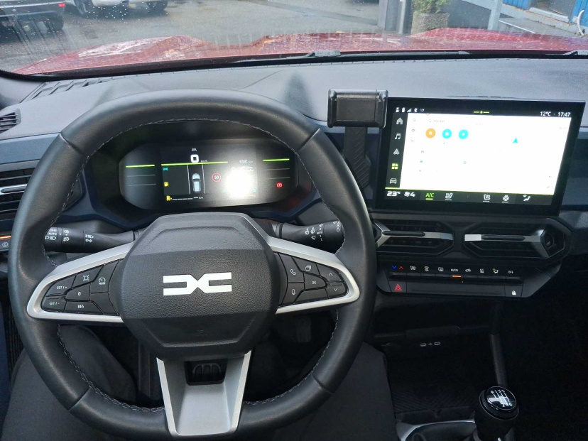 Dacia Duster, 2025
