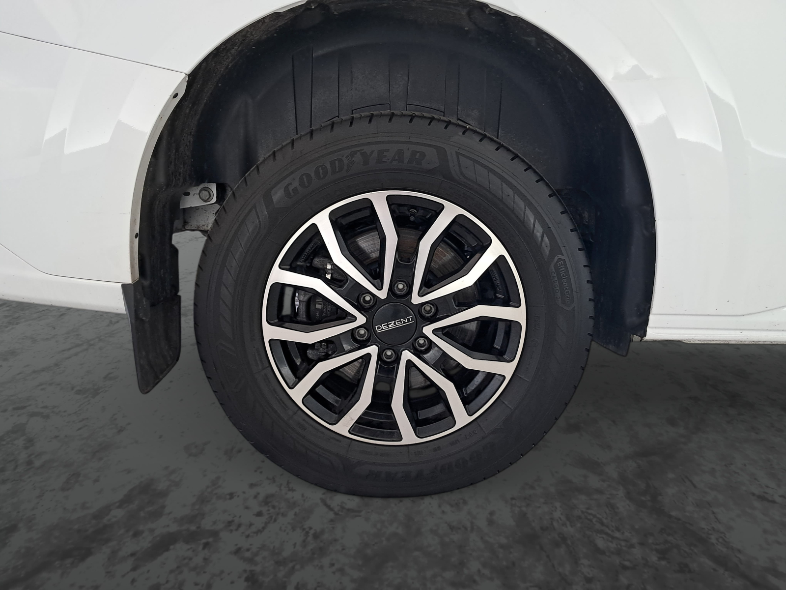 Volkswagen Transporter - 2025