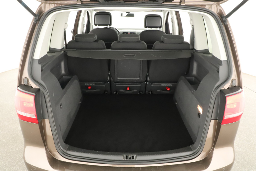 Volkswagen Touran, 2015