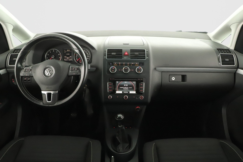Volkswagen Touran, 2015