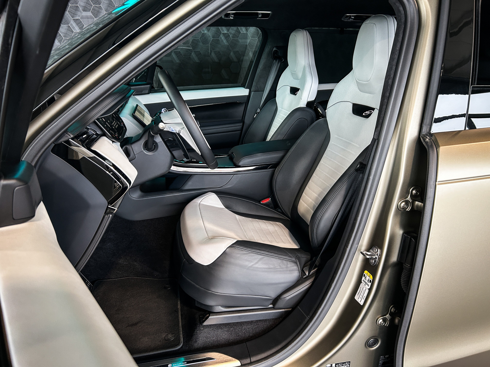 Land Rover Range Rover Sport - 2024