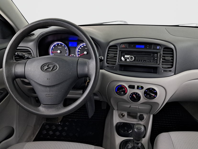 Hyundai Accent, 2009