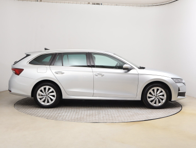Škoda Octavia - 2025