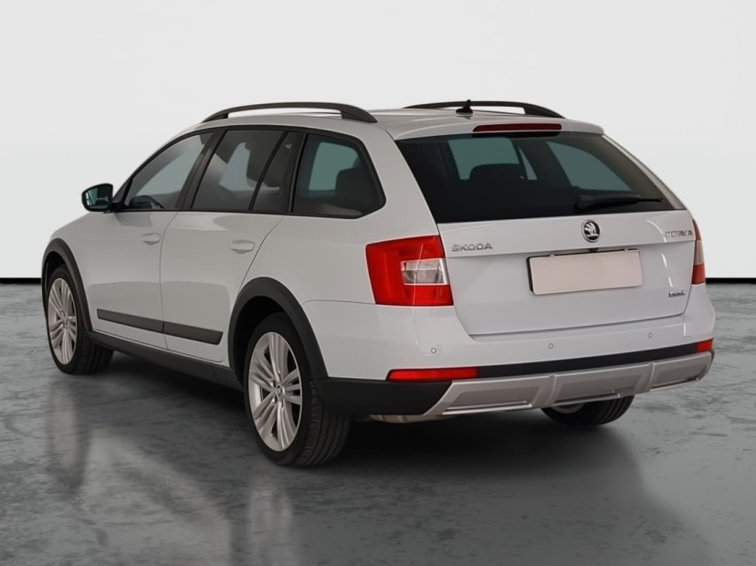 Škoda Octavia Scout, 2015