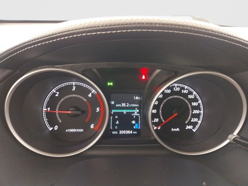 Mitsubishi Outlander, 2011