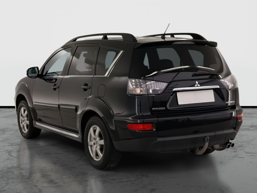 Mitsubishi Outlander, 2011