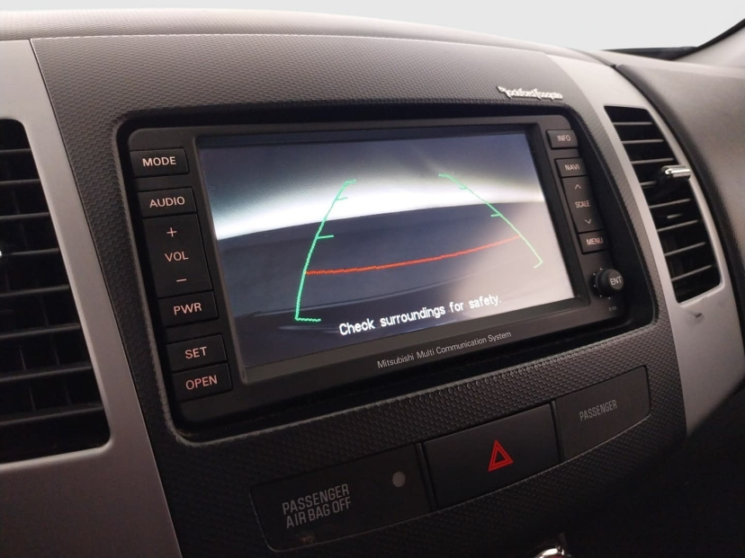 Mitsubishi Outlander, 2011