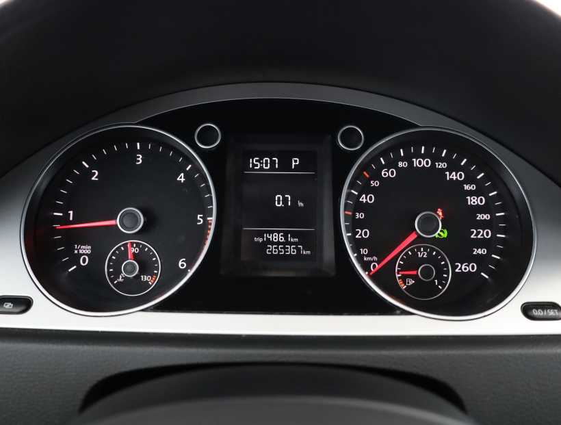 Volkswagen Passat, 2009