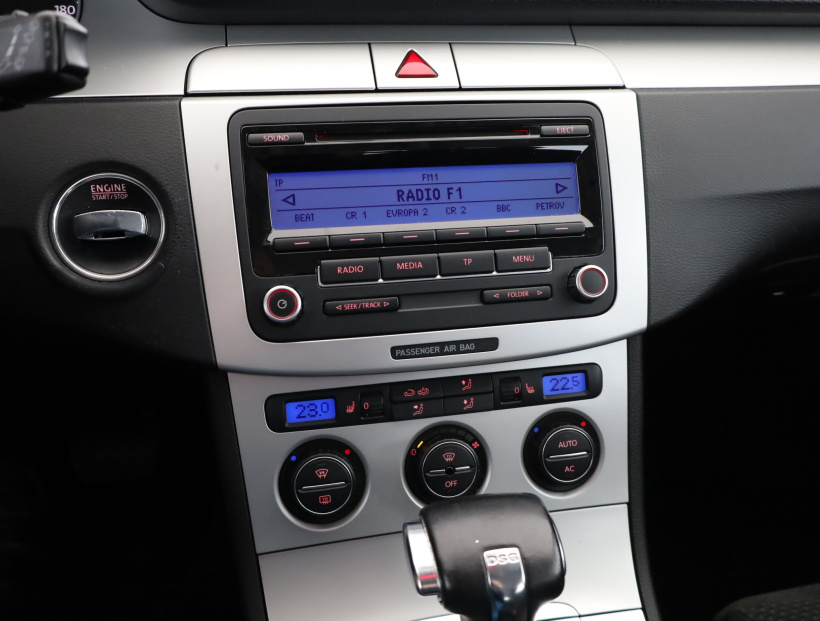 Volkswagen Passat, 2009