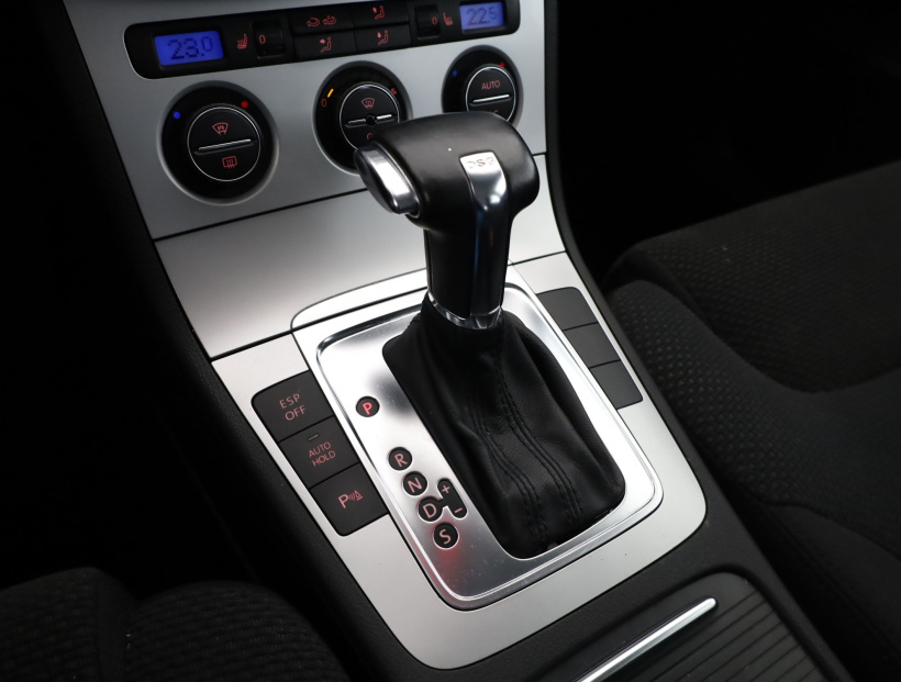 Volkswagen Passat, 2009
