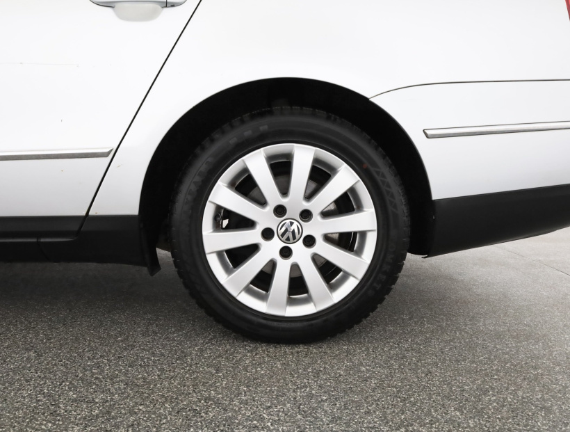 Volkswagen Passat, 2009