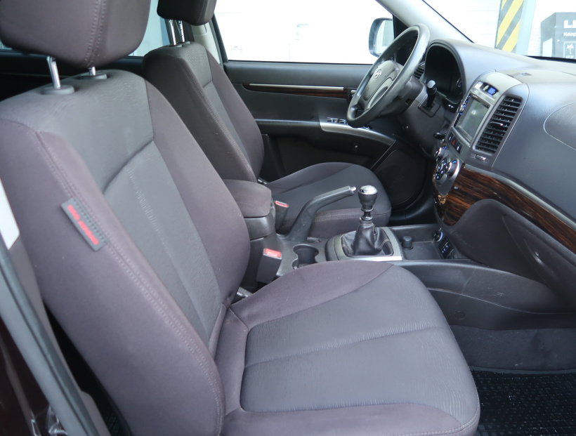 Hyundai Santa Fe, 2011