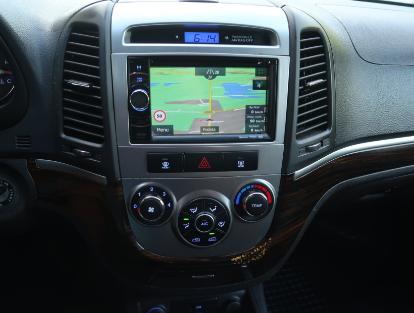 Hyundai Santa Fe, 2011