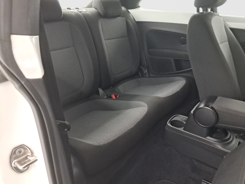 Volkswagen Beetle, 2015