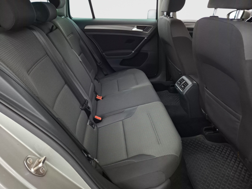 Volkswagen Golf, 2013