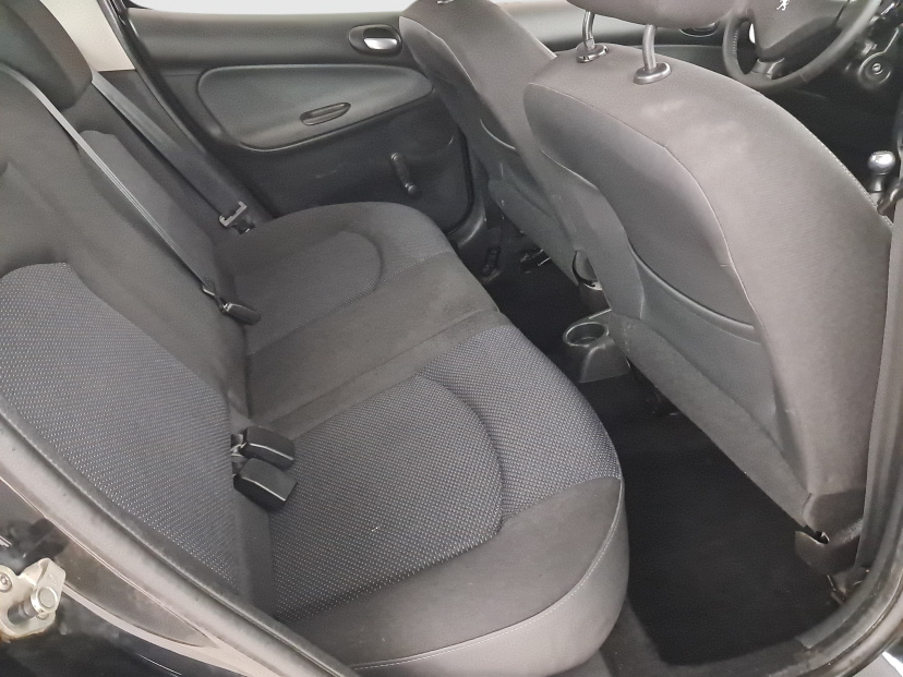 Peugeot 206, 2010