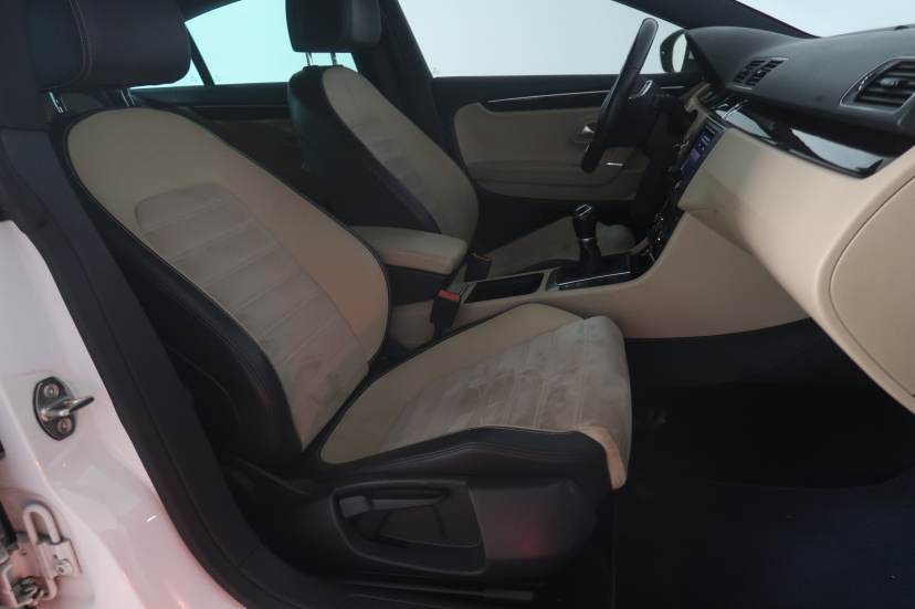 Volkswagen CC, 2015