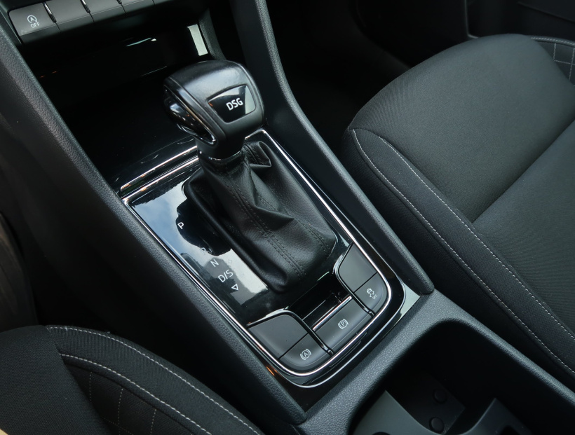 Škoda Karoq, 2018