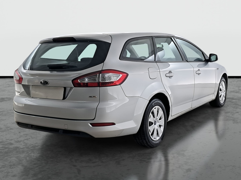 Ford Mondeo, 2010