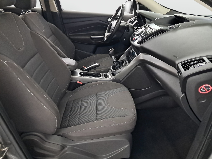 Ford Kuga, 2013